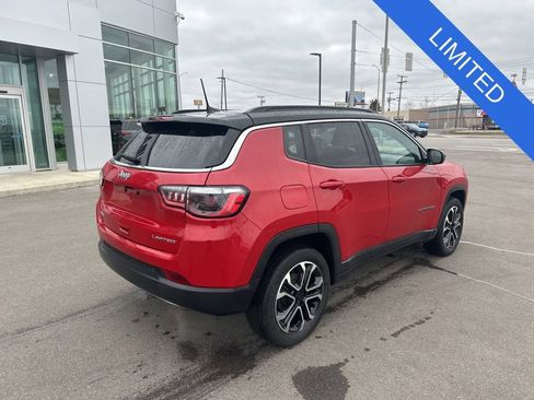 Used 2023 Jeep Compass Limited AWD/4WD image 6