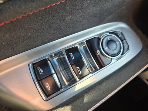 Used 2023 Chevrolet Corvette Stingray Premium Conv image 32