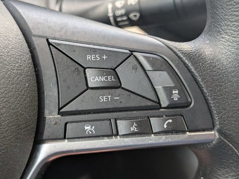 Used 2023 Nissan Sentra SV FWD image 13