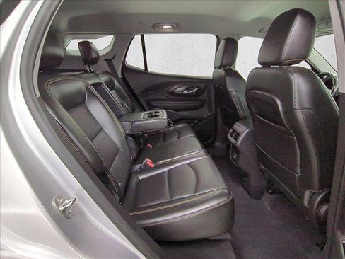 Used 2020 GMC Terrain SLT w/ Preferred Package FWD image 21