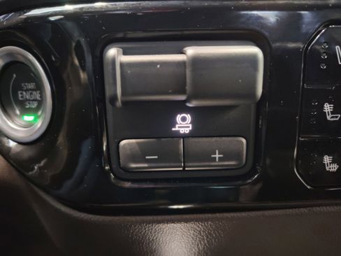 Used 2024 GMC Sierra 1500 SLT w/ SLT Premium Plus Package image 35