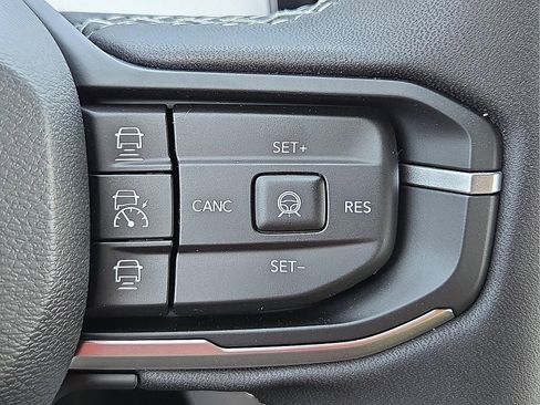 New 2026 Jeep Cherokee Overland AWD/4WD image 20