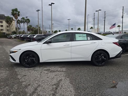 New 2026 Hyundai Elantra Sport FWD image 3