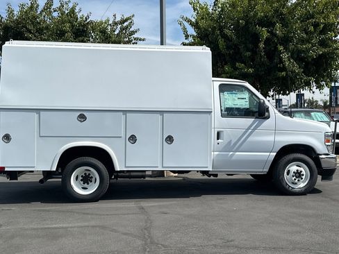 New 2025 Ford E-350 and Econoline 350 Super Duty w/ Power Equipment Group image 3