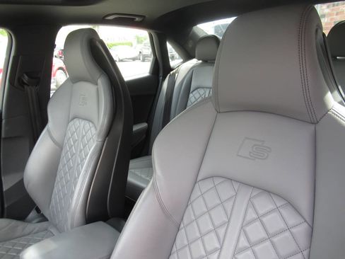 Used 2018 Audi S4 Prestige AWD/4WD image 35