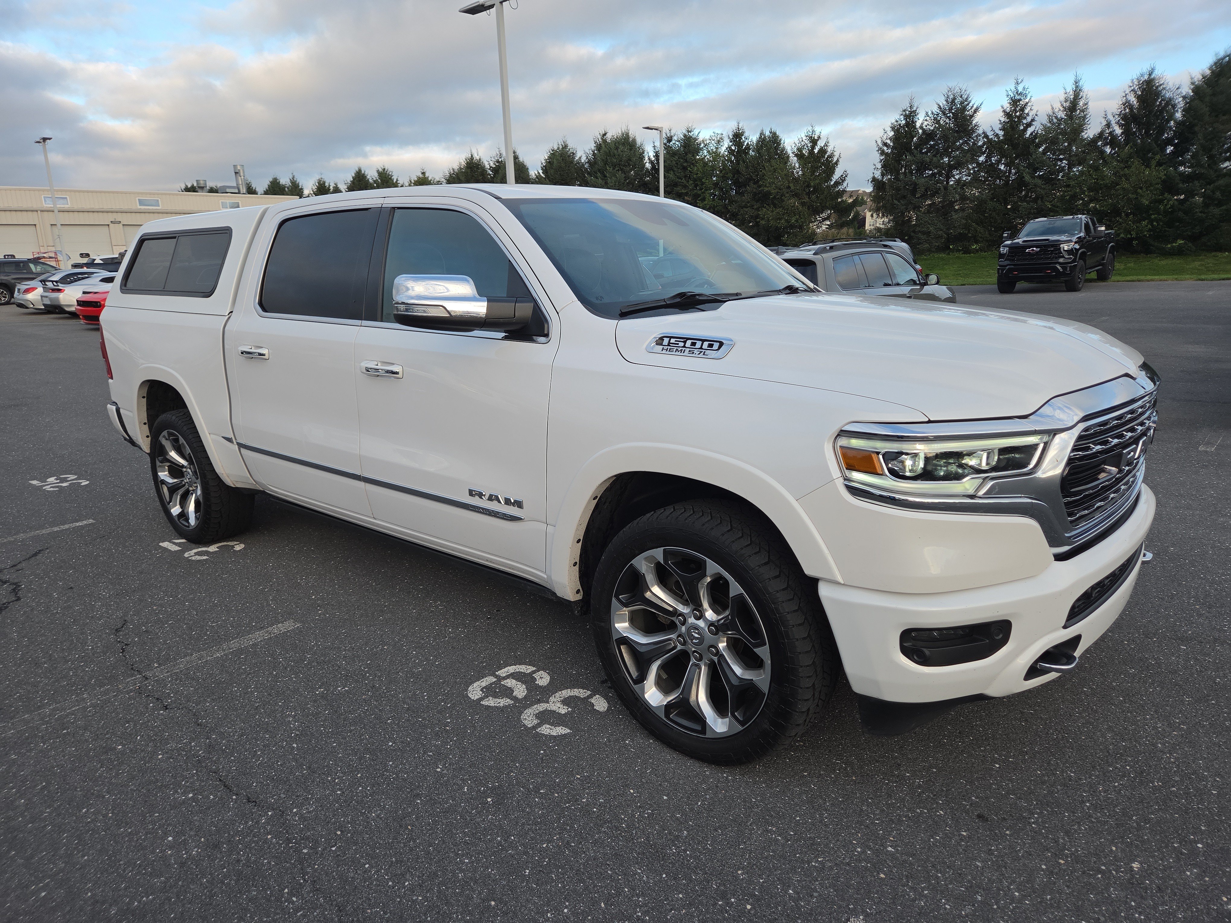 Used 2019 RAM 1500 Limited AWD/4WD image 19
