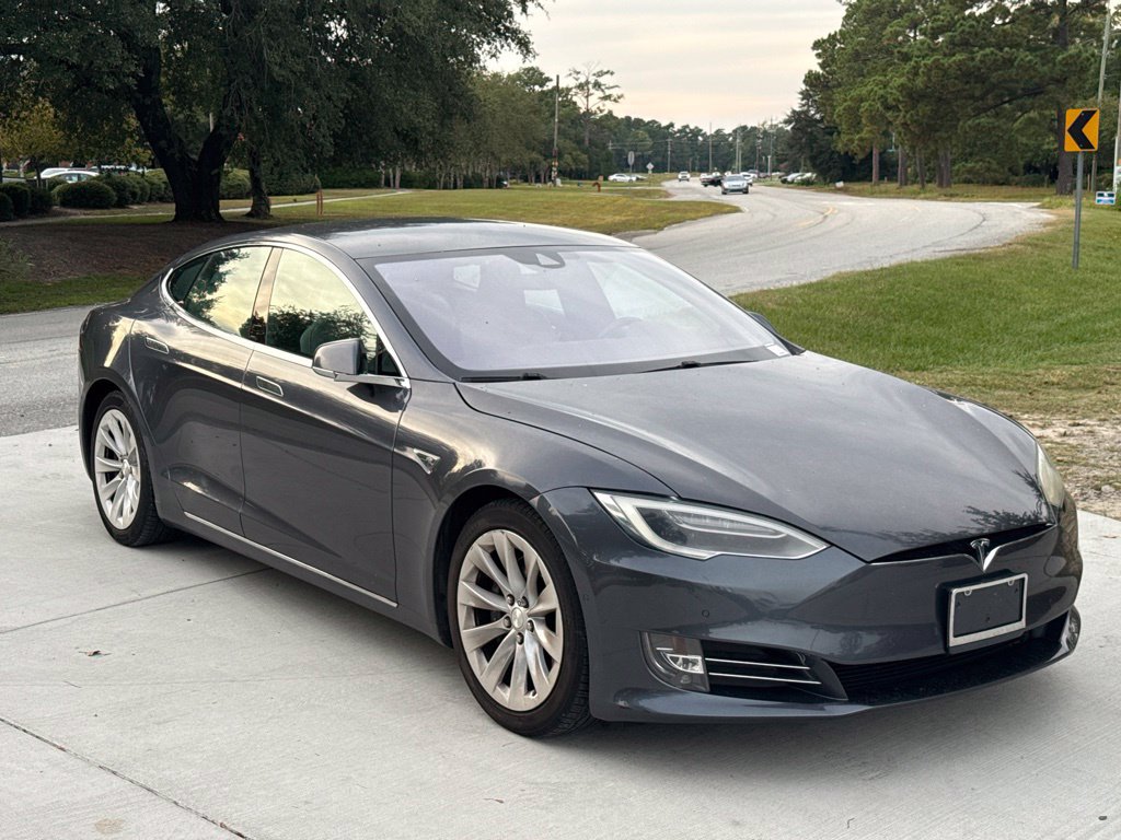Used 2016 Tesla Model S 60 RWD image 7