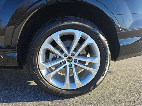 Certified 2025 Audi Q7 3.0T Premium Plus w/ Premium Plus Package image 32