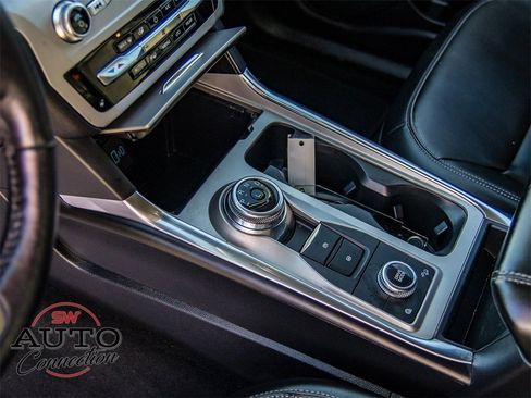 Used 2023 Ford Explorer XLT w/ Equipment Group 202A image 31