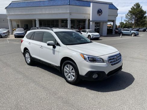 Used 2016 Subaru Outback 2.5i Premium AWD/4WD image 36