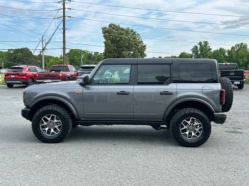 Used 2025 Ford Bronco Badlands AWD/4WD image 5