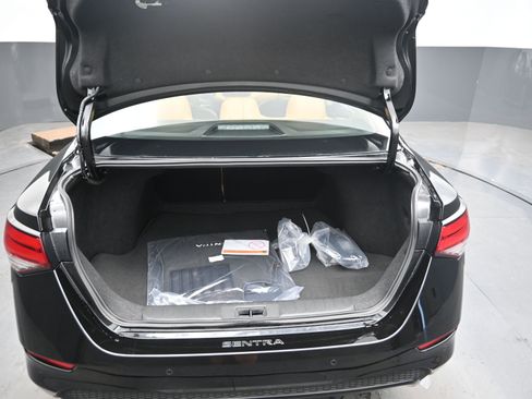 New 2025 Nissan Sentra SV w/ SV Premium Package image 10