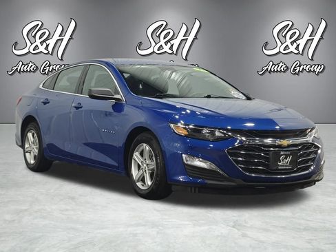 Used 2023 Chevrolet Malibu LS FWD image 2