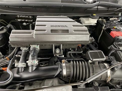 Used 2022 Honda CR-V Touring image 31