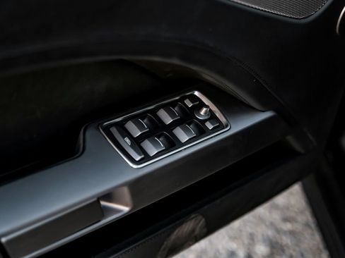 Used 2016 Aston Martin Rapide S image 43