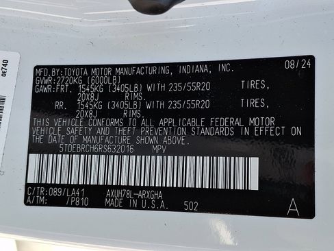 Used 2024 Toyota Highlander Platinum AWD/4WD image 34