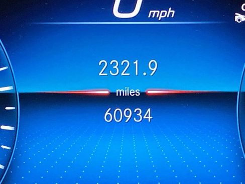 Certified 2023 Mercedes-Benz GLB 250 image 13