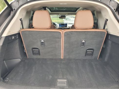 Used 2025 Acura MDX FWD w/ Technology Package image 8