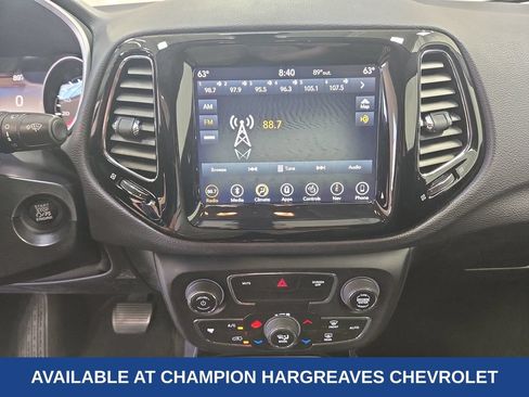 Used 2018 Jeep Compass Limited w/ Navigation Group AWD/4WD image 17