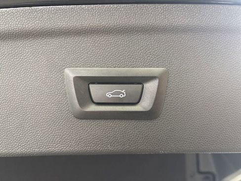 Certified 2025 BMW iX xDrive50 w/ Sport Package image 32