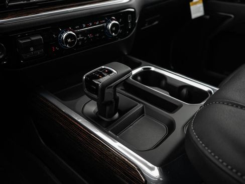 New 2026 GMC Sierra 1500 Elevation w/ Elevation Premium Package image 25