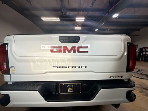 Used 2021 GMC Sierra 3500 AT4 w/ Gooseneck/5TH Wheel Package image 6