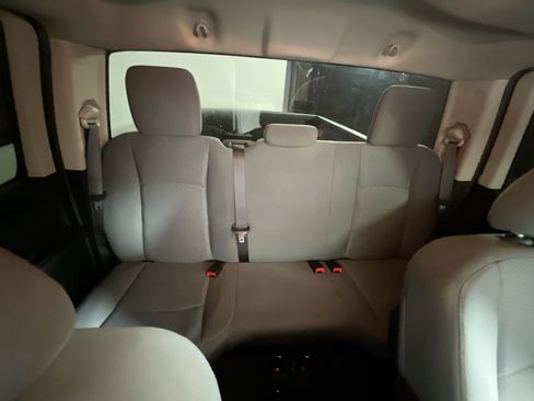 Used 2020 RAM 1500 Tradesman w/ Chrome Plus Package RWD image 30