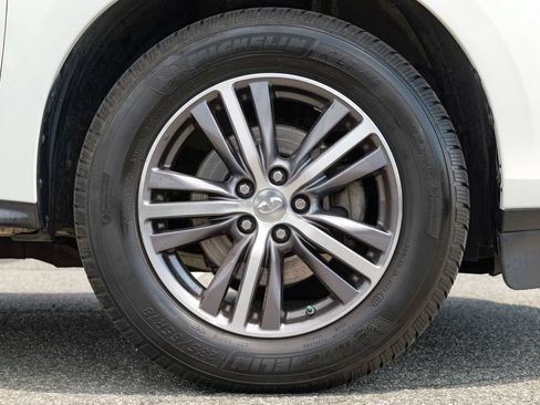 Used 2018 INFINITI QX60 Luxe w/ Premium Plus Package AWD/4WD image 12