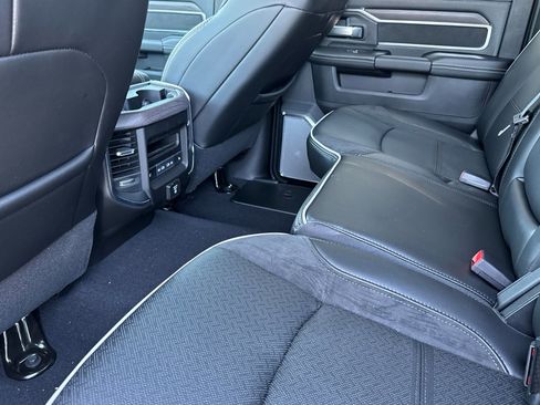 New 2026 RAM 2500 Laramie AWD/4WD image 11