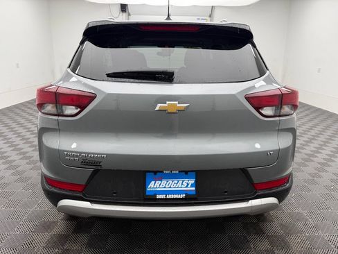 Used 2024 Chevrolet TrailBlazer LT w/ LT Cold Weather Package AWD/4WD image 9