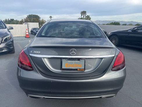 Used 2019 Mercedes-Benz C 300 Sedan image 5