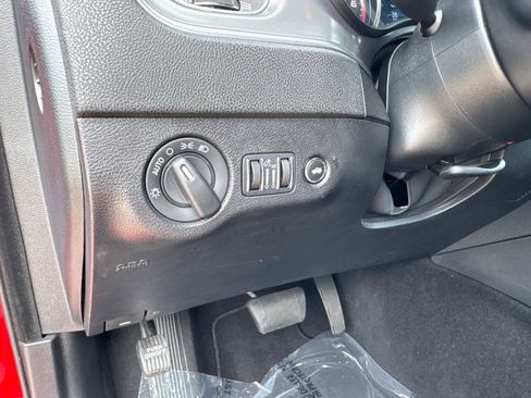 Certified 2023 Dodge Charger GT RWD image 33