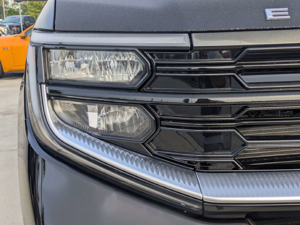 New 2027 Ford Expedition Max Platinum w/ Driver's Package RWD image 9