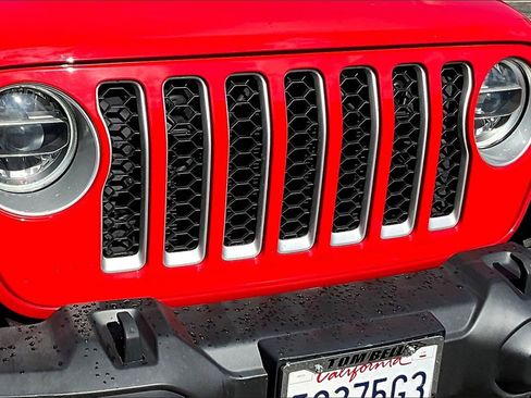 Used 2021 Jeep Gladiator Overland w/ Popular Equipment Package image 29