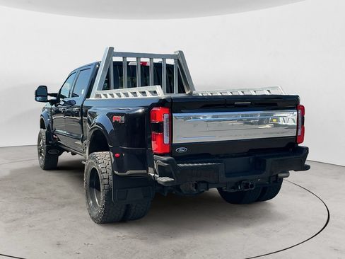 Used 2024 Ford F450 Platinum w/ FX4 Off-Road Package AWD/4WD image 7