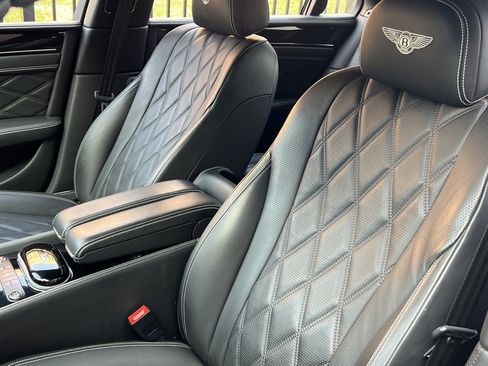 Used 2014 Bentley Flying Spur W12 image 16