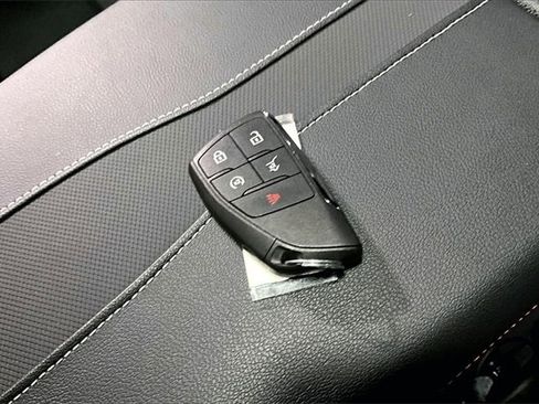 Certified 2024 Chevrolet Traverse RS image 29