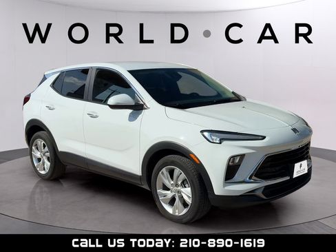 Used 2025 Buick Encore GX Preferred FWD image 1