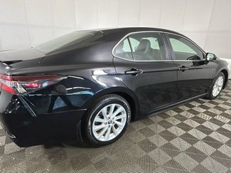 Used 2024 Toyota Camry SE FWD video 2