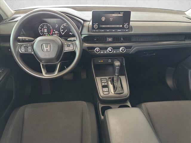 Used 2023 Honda CR-V LX image 10