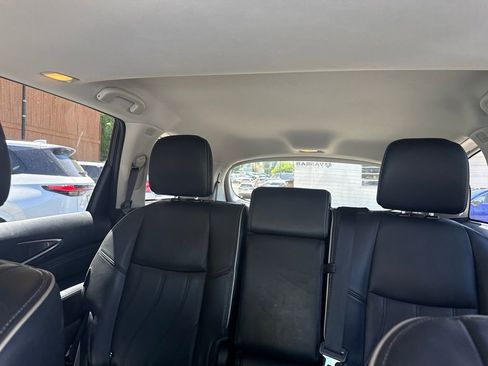 Used 2019 INFINITI QX60 Luxe w/ Essential Package AWD/4WD image 16