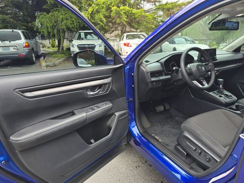 Used 2023 Honda CR-V EX image 7