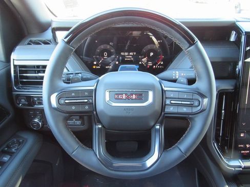 New 2026 GMC Yukon AT4 w/ AT4 Premium Plus Package image 17