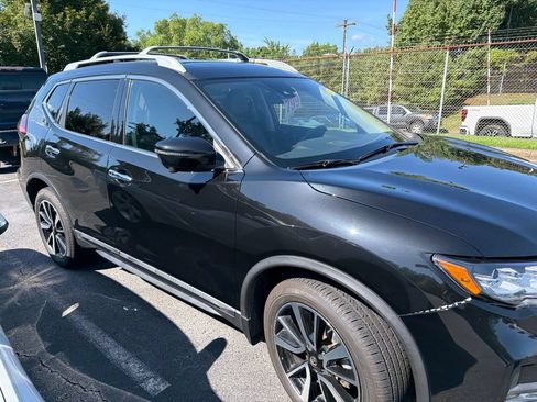 Used 2020 Nissan Rogue SL w/ Premium Package AWD/4WD image 4