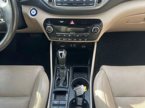 Used 2017 Hyundai Tucson Limited image 13