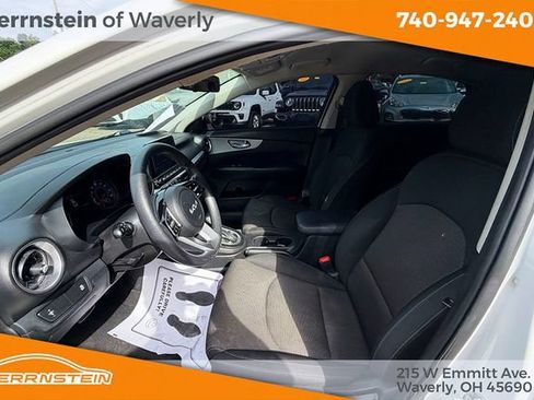 Used 2023 Kia Forte LXS FWD image 17