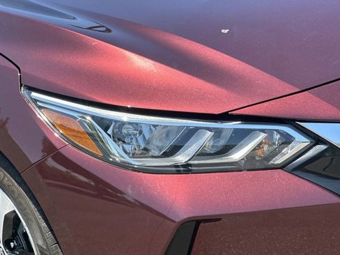 Used 2021 Nissan Sentra SV FWD image 10