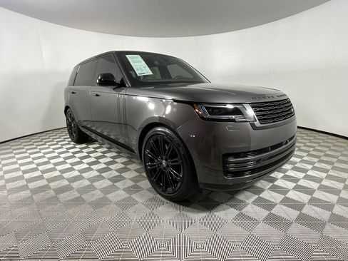 Certified 2025 Land Rover Range Rover Long Wheelbase SE image 6