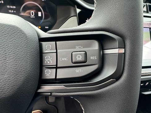 New 2026 Jeep Cherokee Limited image 17