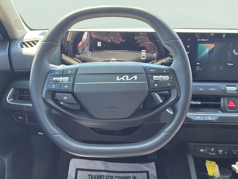 Certified 2025 Kia K4 EX FWD image 19